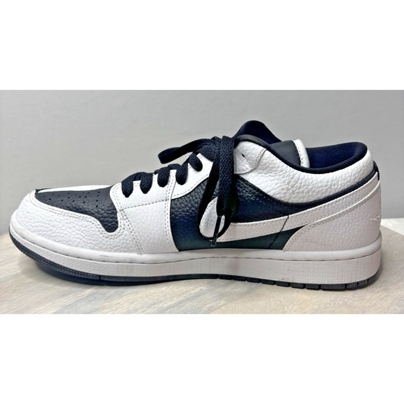 Nike Women's Jordan 1 Low SE Homage split White Black DR0502-101 Sz 10.5 - Picture 5 of 9